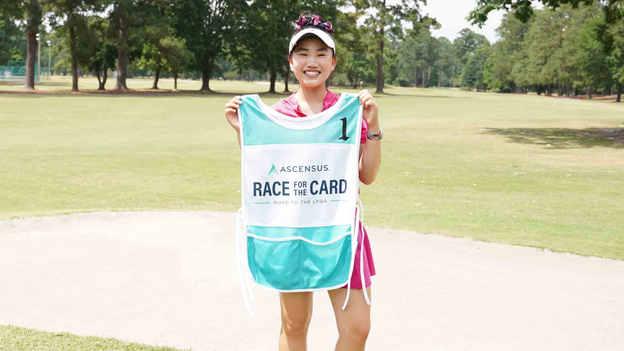 lucy-li_ascensus-race-for-the-card-bib_2000x1125-.jpg