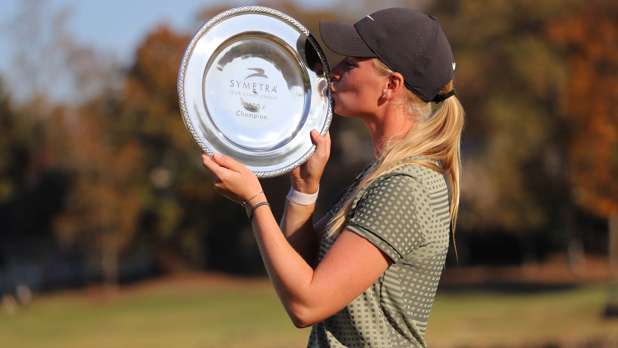 Frida Kinhult Kisses Tour Champ Trophy